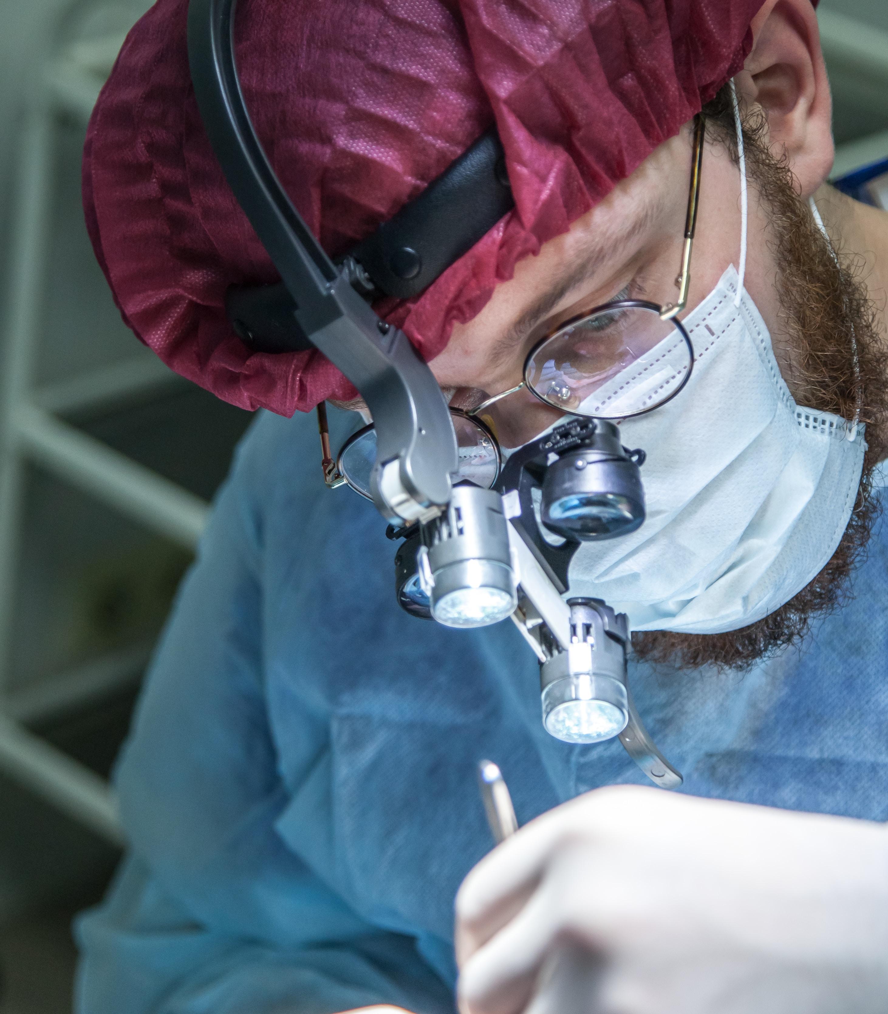 Kraniotomia - operacja otwarcia czaszki. Jak wygląda i jakie są rodzaje?