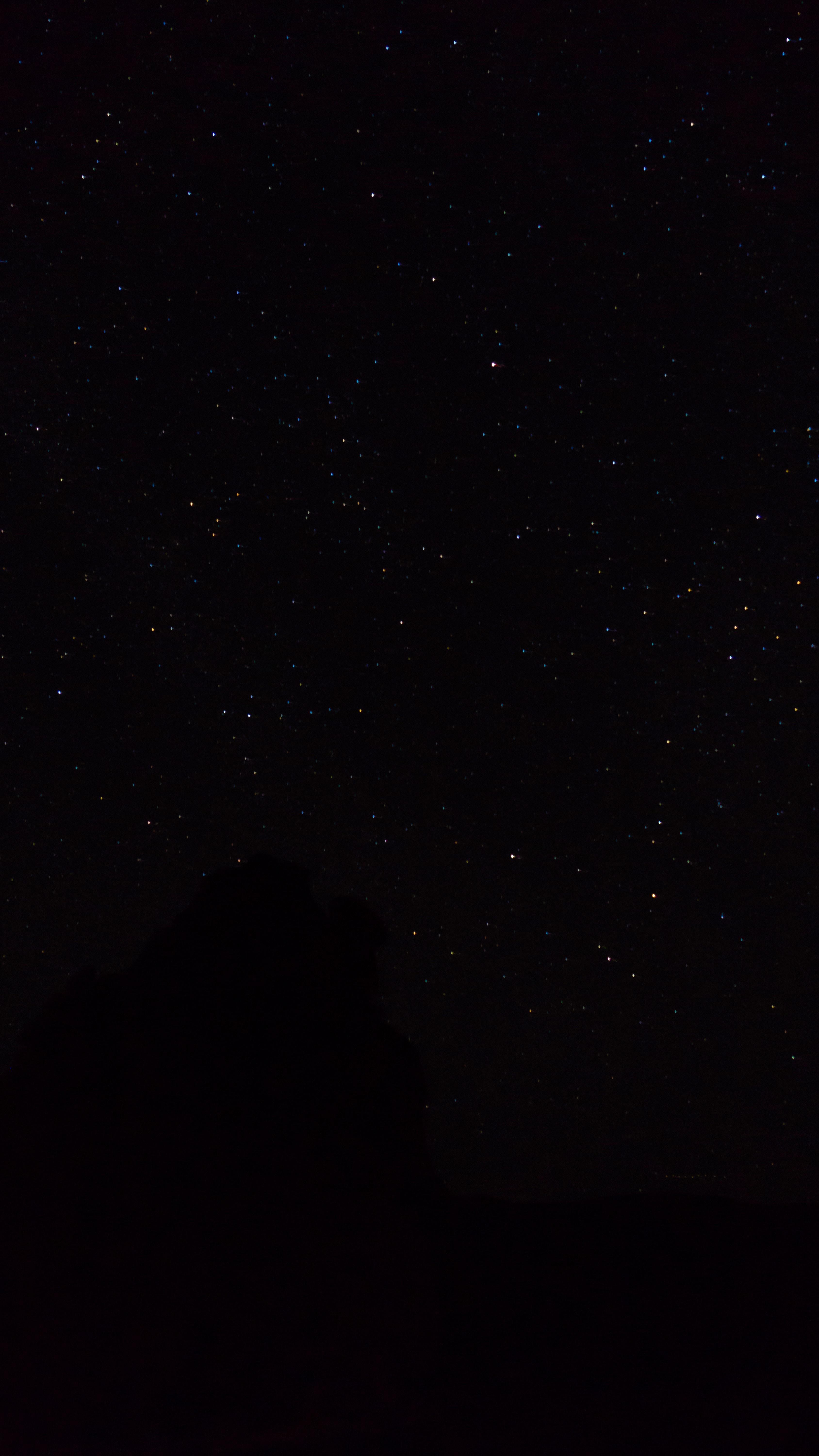 Nyktofobia - fobia przed ciemnością. Jak się objawia i jak się ją leczy?