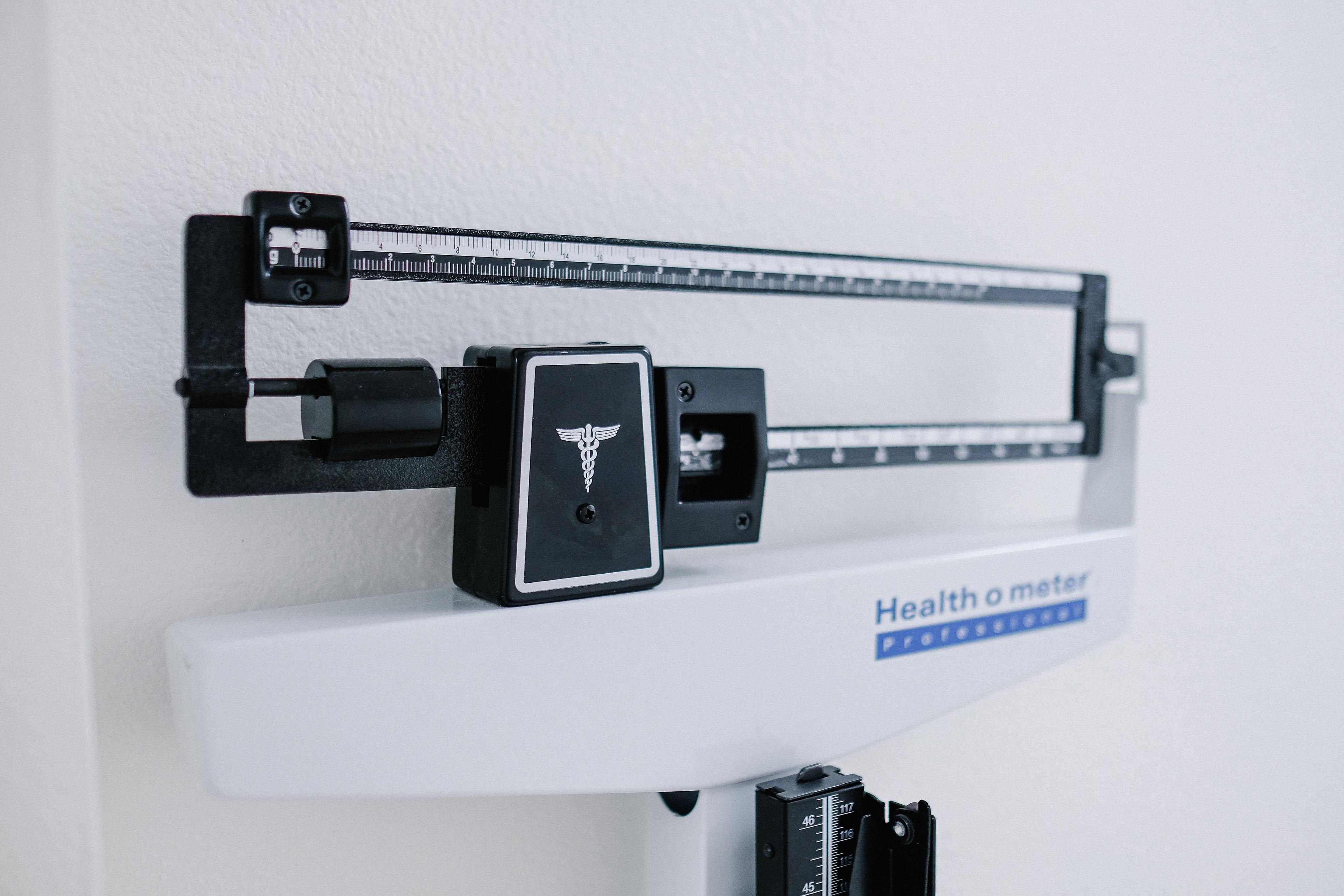 Skinny fat – czym jest ta sylwetka i jak poprawić jej wygląd?