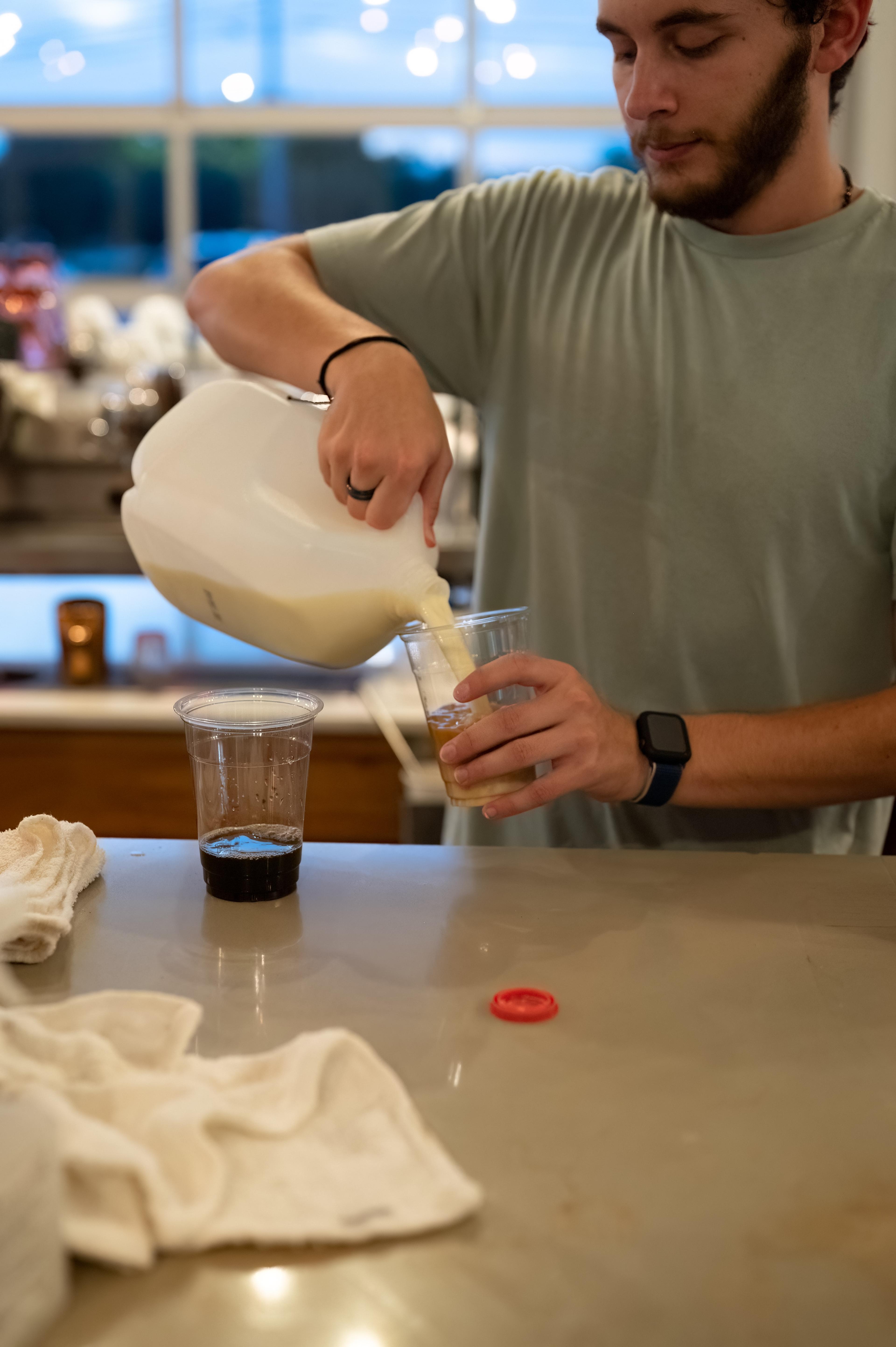 Dieta bezmleczna – na czym polega, dla kogo i co jeść zamiast nabiału