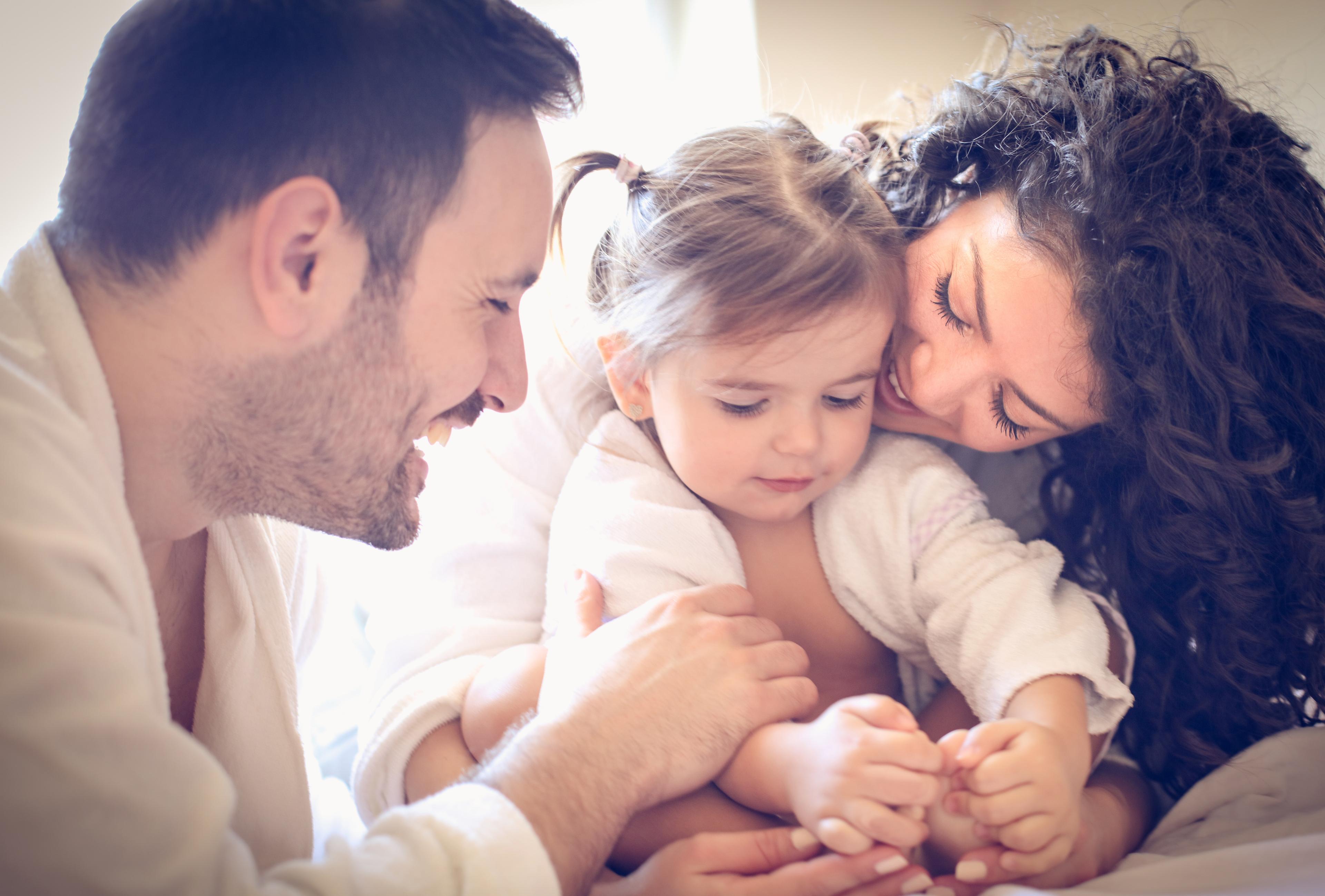Ząbkowanie a gorączka – jak wysoka może być i kiedy do lekarza