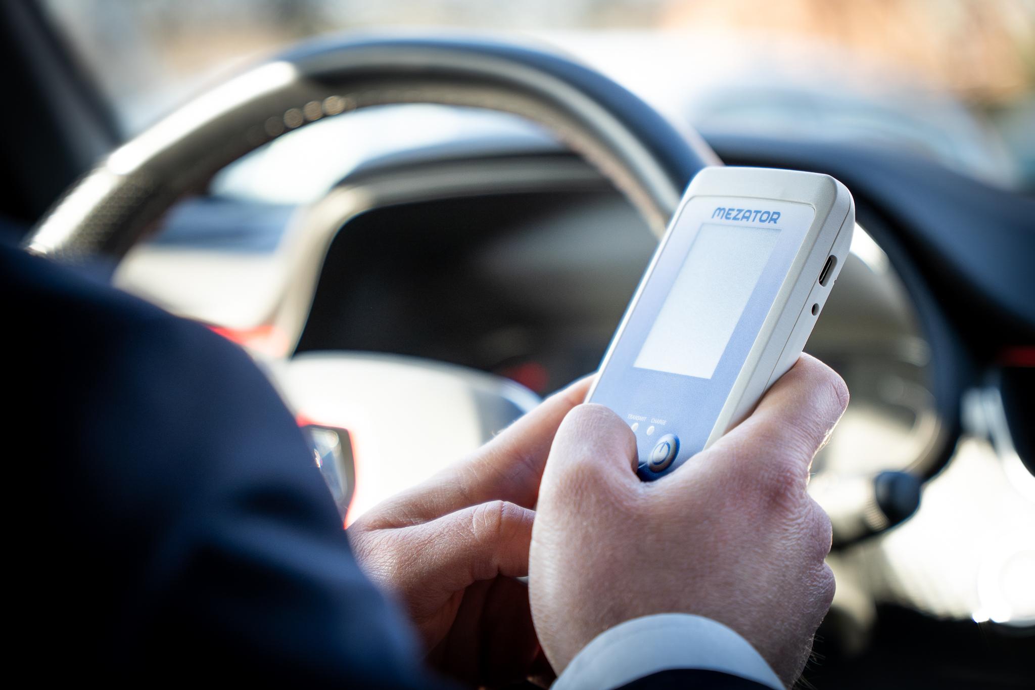 Jak technologia może działać w tle, wspierając ciało i spokój