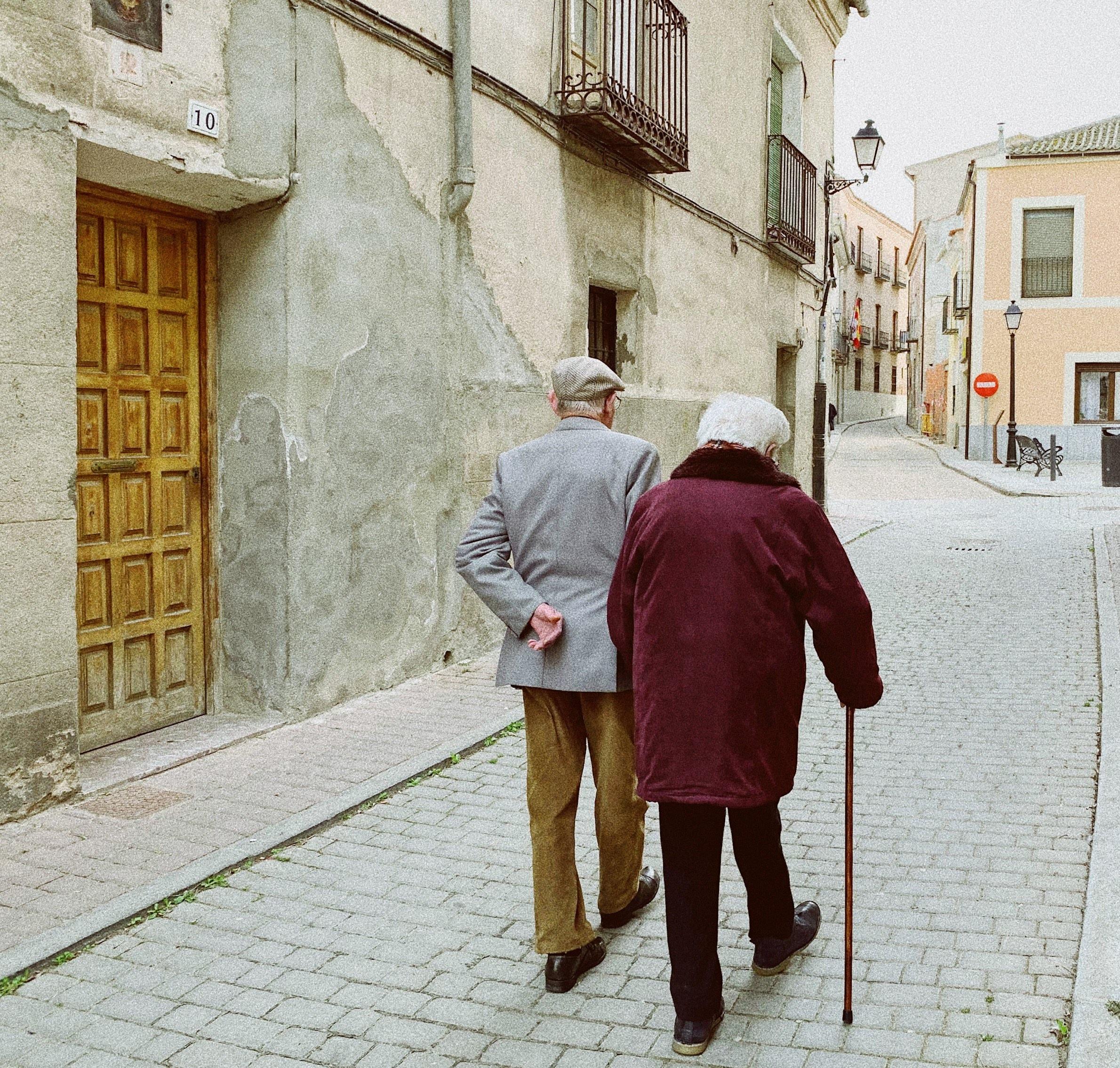 Demencja starcza – objawy i dziedziczenie. Choroba Alzheimera
