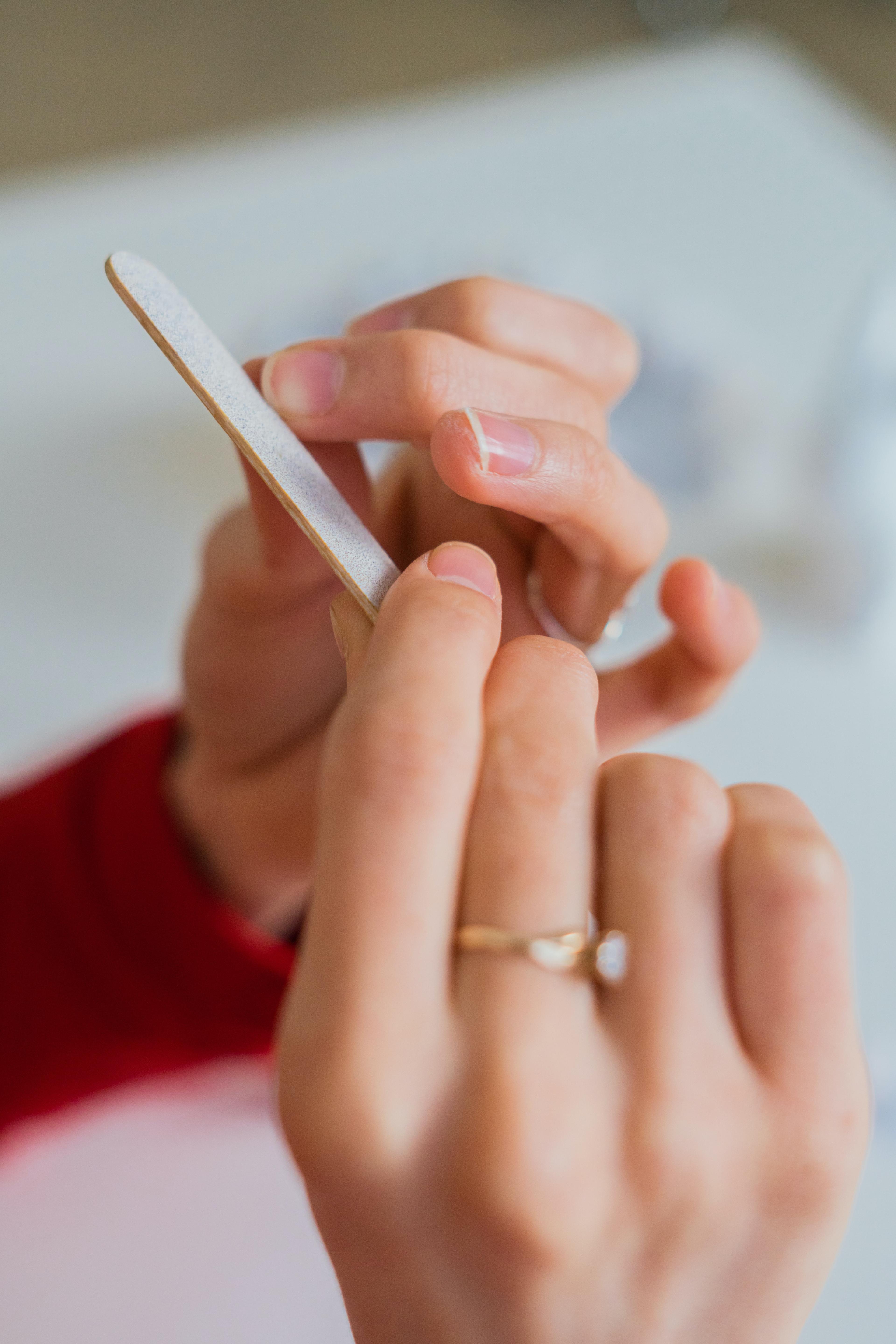 Wrastające paznokcie - sposoby leczenia i łagodzenia bólu