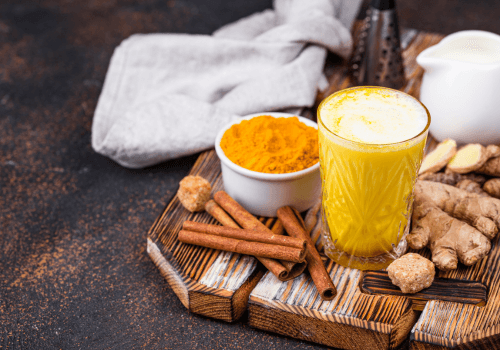 Złote mleko - czym jest i jak przygotować je w domu?