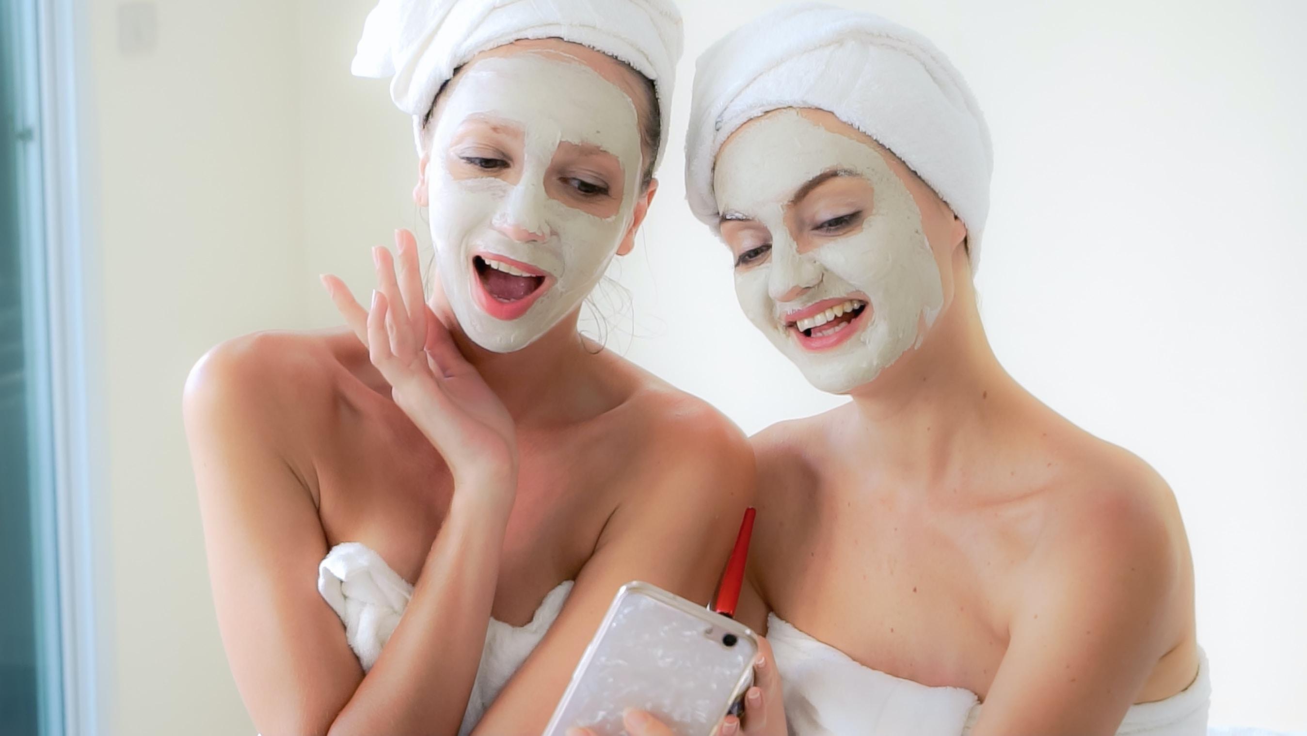 Cera trądzikowa – pielęgnacja krok po kroku i naturalne metody